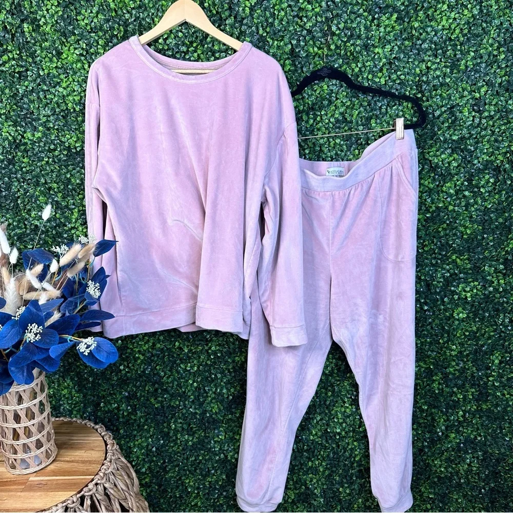 NWOT Koolaburra by UGG pink two piece jogger Set‎ Cozy velour lux Knit Comfort - Picture 9 of 12